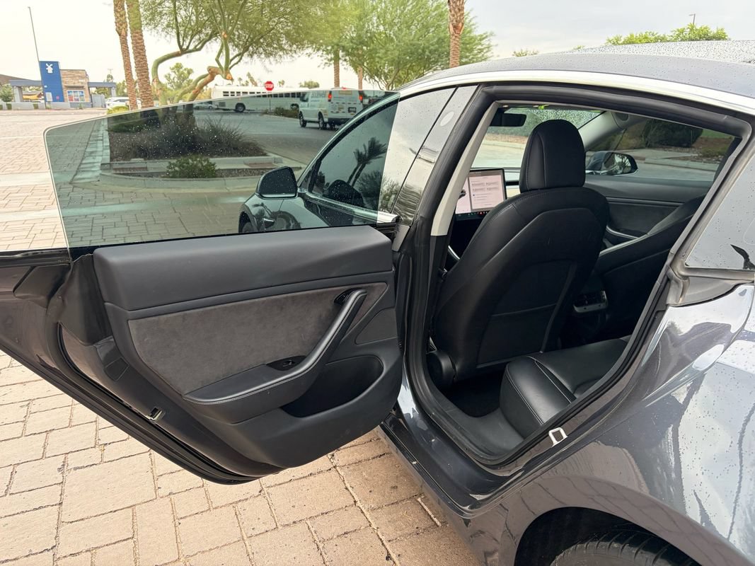 Used 2018 Tesla Model 3 Performance AWD/4WD image 10