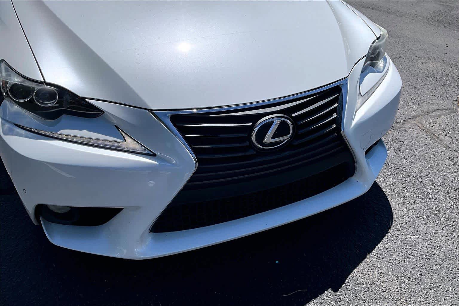Used 2014 Lexus IS 250 w/ Luxury Package w/Brown Wood RWD image 28