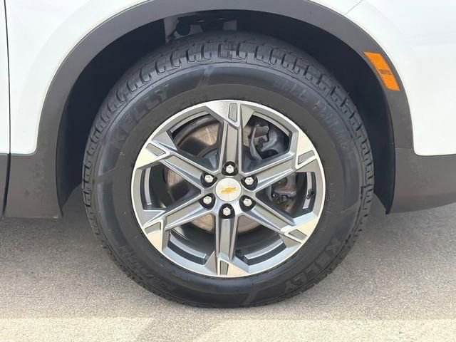 Used 2024 Chevrolet Blazer LT w/ Convenience Package FWD image 12