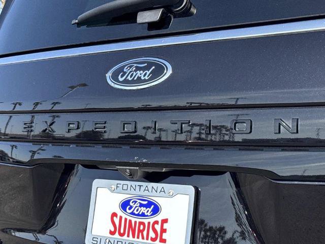 Certified 2022 Ford Expedition Limited image 28