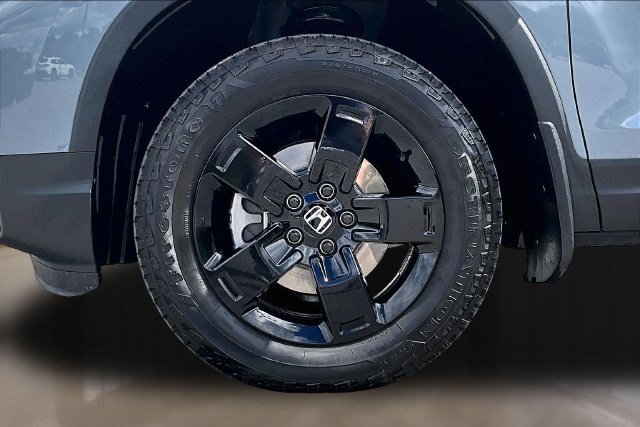 Certified 2026 Honda Ridgeline Black Edition image 30