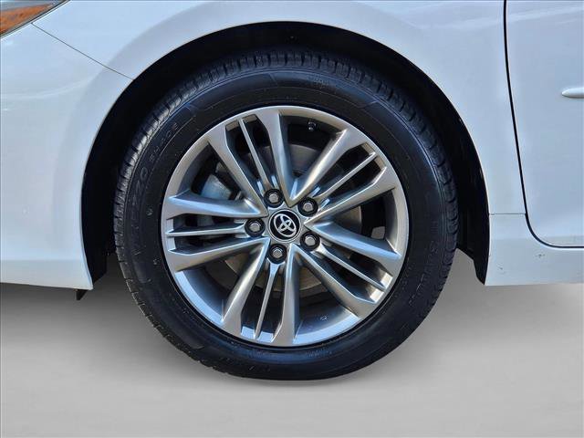 Used 2017 Toyota Camry SE image 23