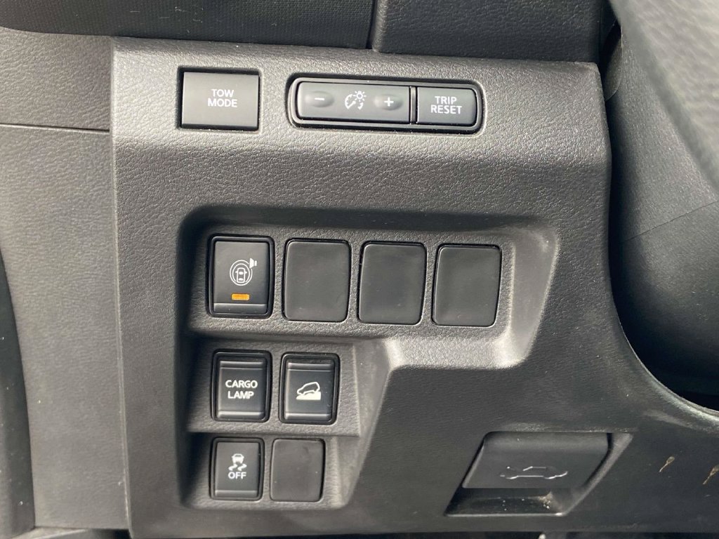 Used 2024 Nissan Frontier SV w/ Technology Package AWD/4WD image 23