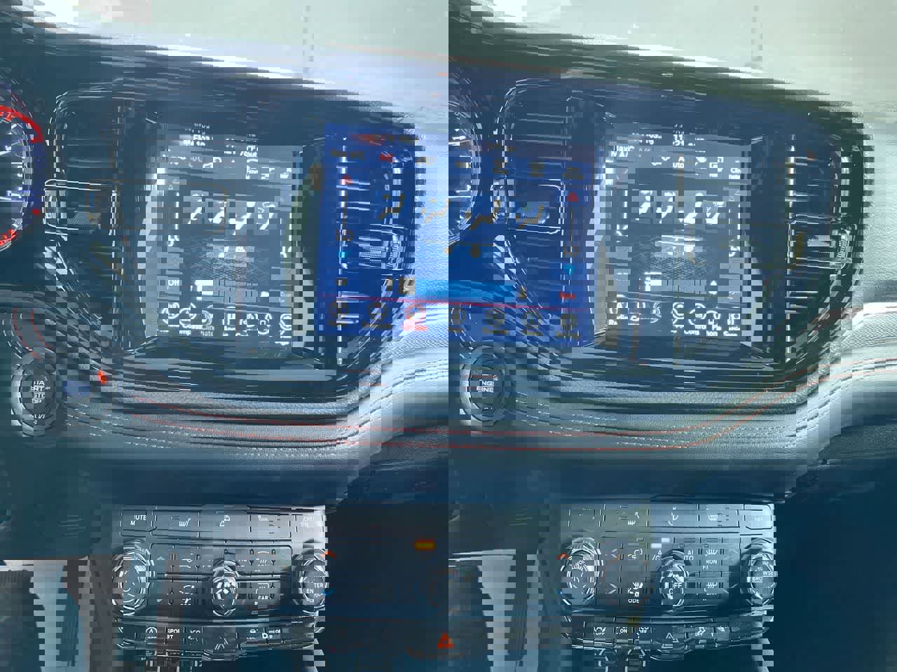 Used 2023 Dodge Durango GT image 21