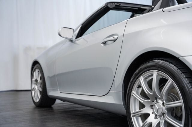 Used 2006 Mercedes-Benz SLK 350 image 26