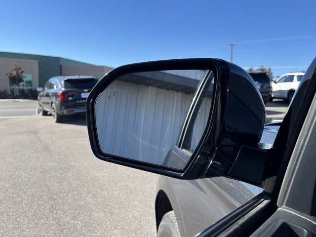 Used 2023 Ford Expedition Max XLT image 26