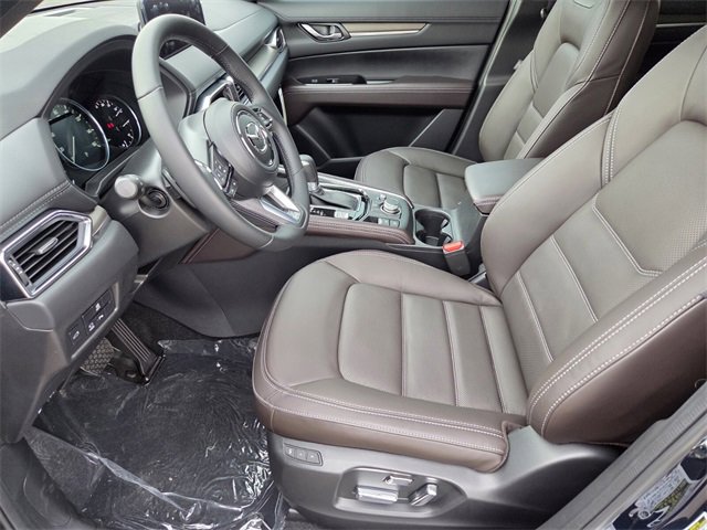 New 2025 MAZDA CX-5 Signature image 6