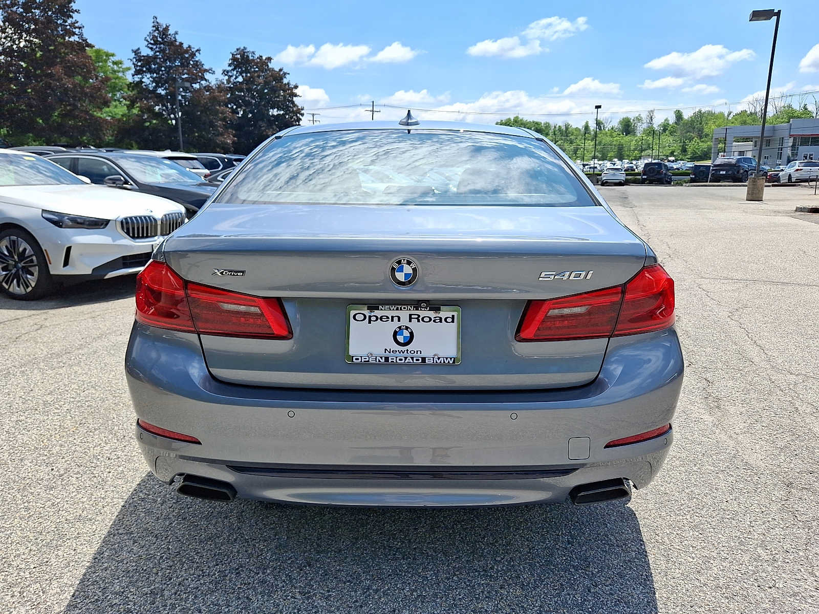 Used 2018 BMW 540i xDrive AWD/4WD image 5