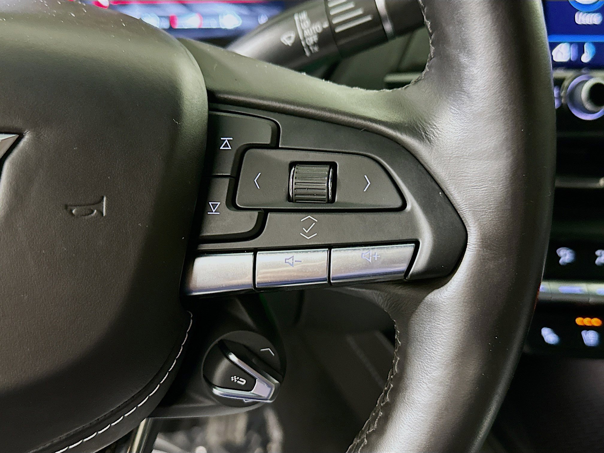 Used 2024 Cadillac CT4 V Blackwing w/ Technology Package image 17