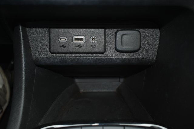 Used 2023 Buick Encore GX Select image 27