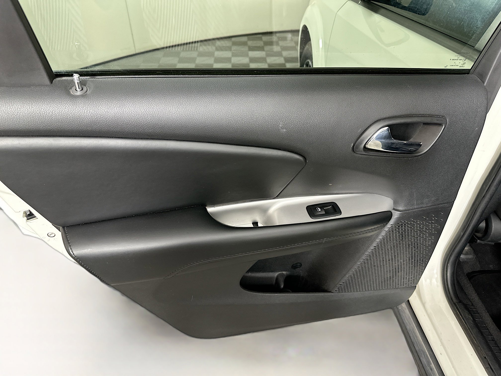 Used 2018 Dodge Journey SE w/ Popular Equipment Group FWD image 22