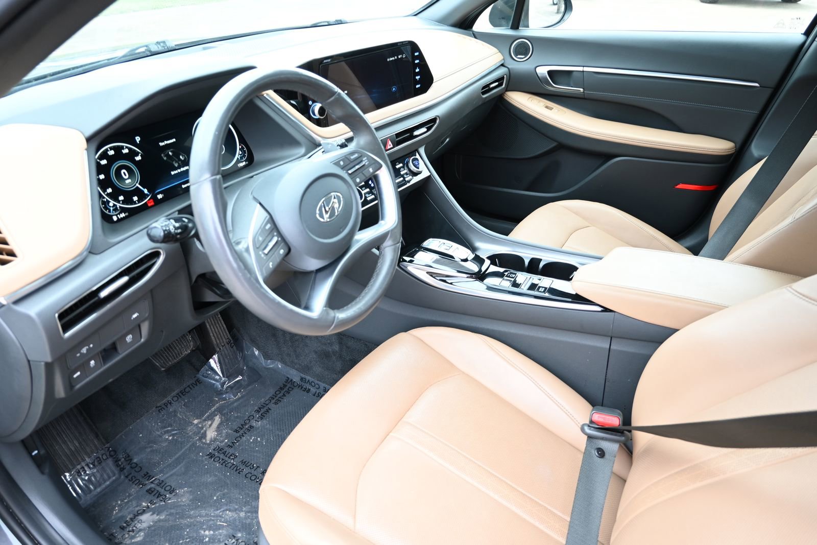 Used 2023 Hyundai Sonata Limited w/ Cargo Package image 9