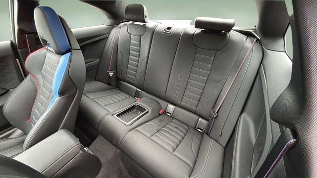 Used 2025 BMW M2 w/ Lighting Package image 19
