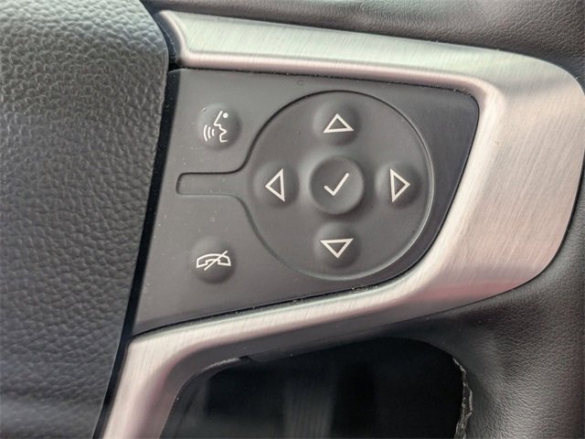 Used 2024 GMC Terrain SLT image 23