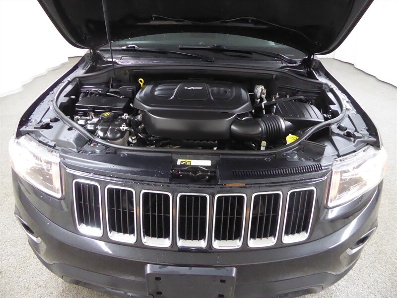 Used 2016 Jeep Grand Cherokee Laredo w/ Quick Order Package 23E AWD/4WD image 33