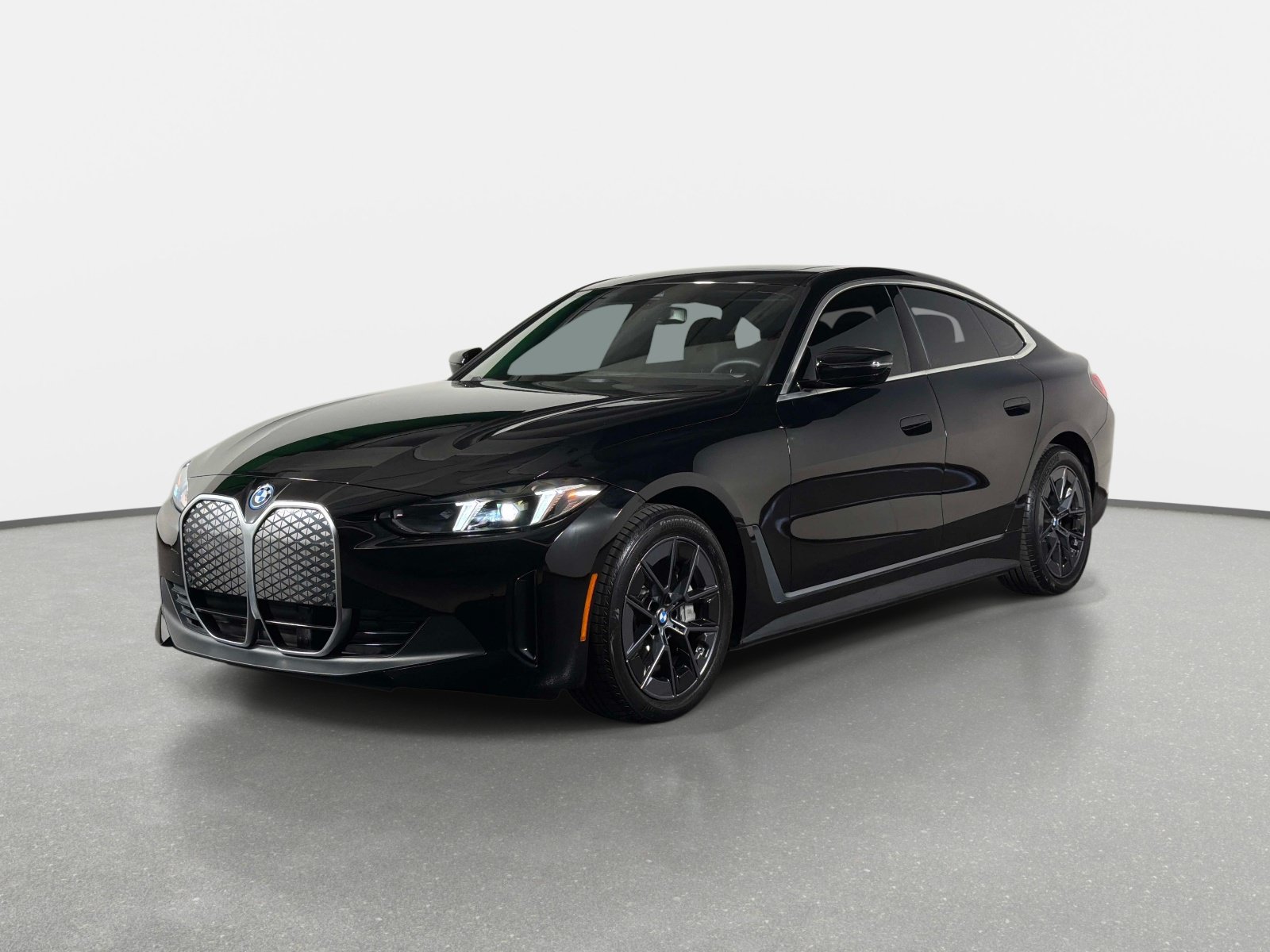 Used 2025 BMW i4 eDrive40 RWD image 7