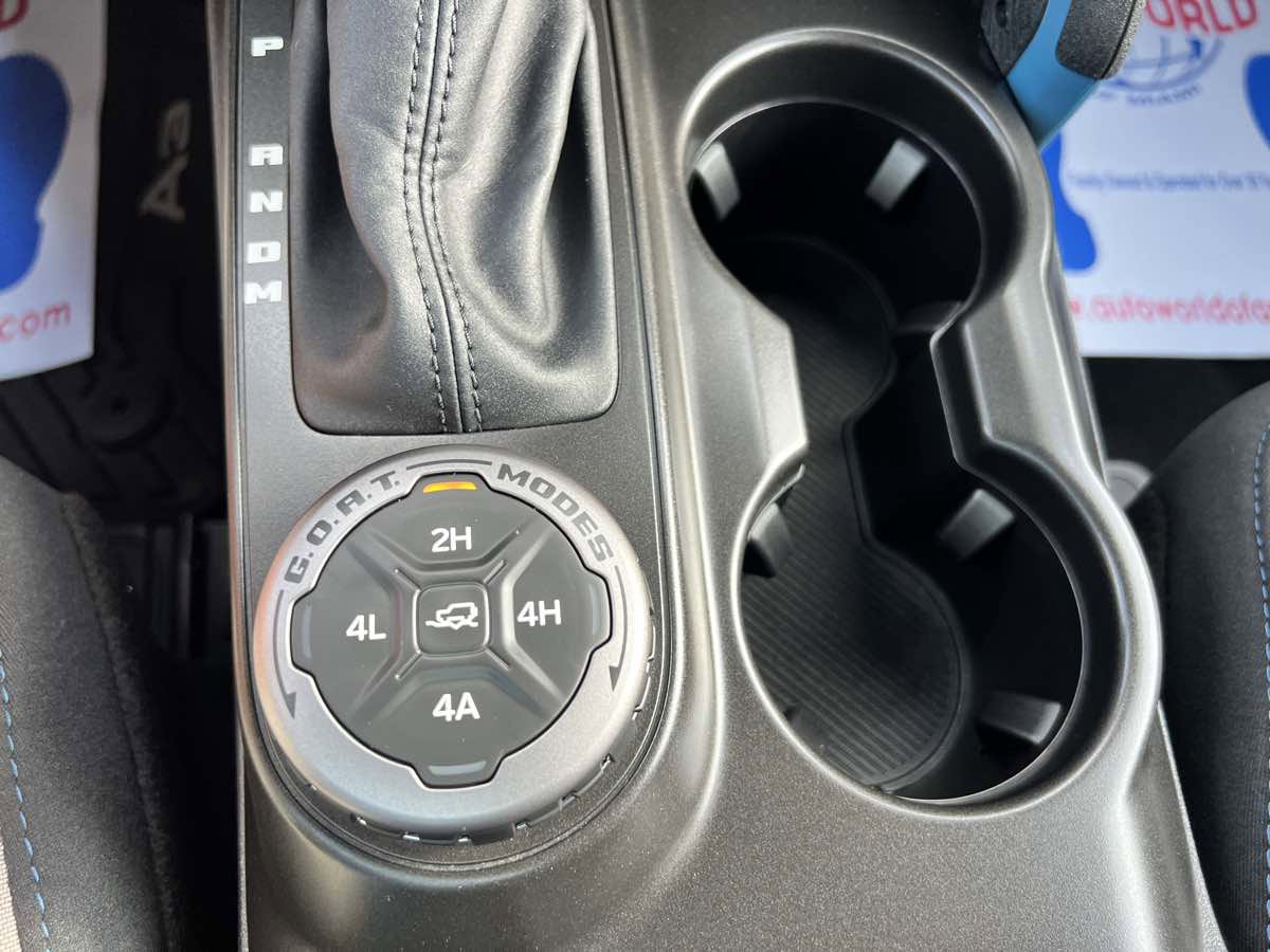 Used 2023 Ford Bronco Wildtrak image 53