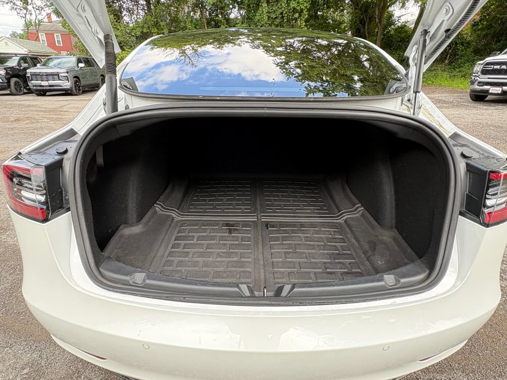 Used 2022 Tesla Model 3 Performance AWD/4WD image 25