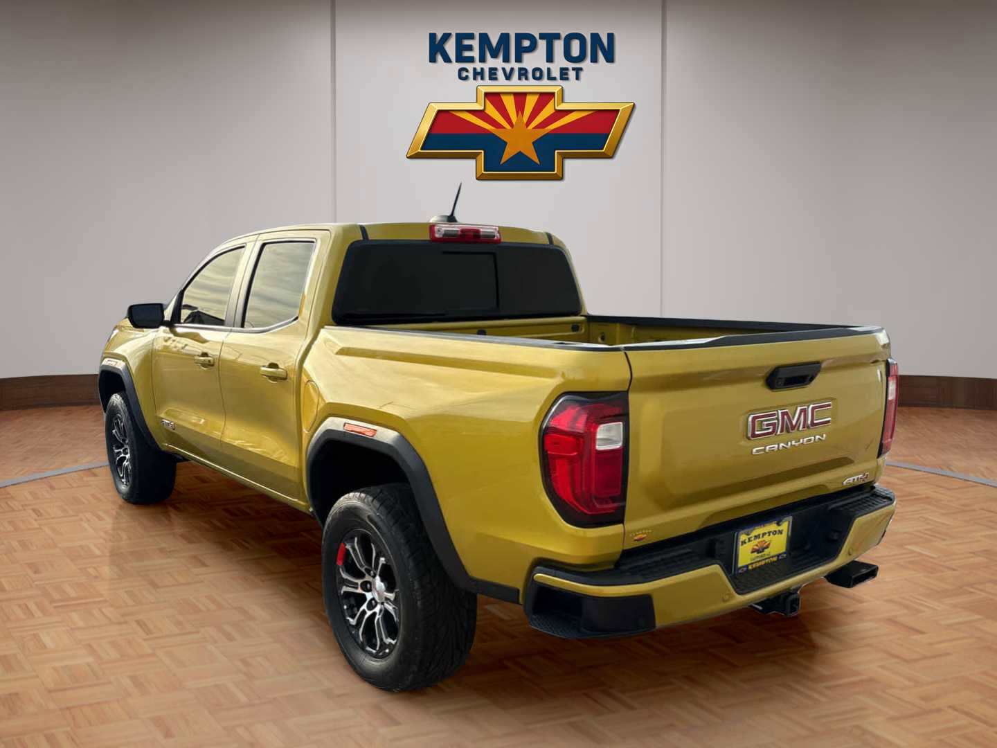 Used 2023 GMC Canyon AT4 w/ AT4 Premium Package image 4