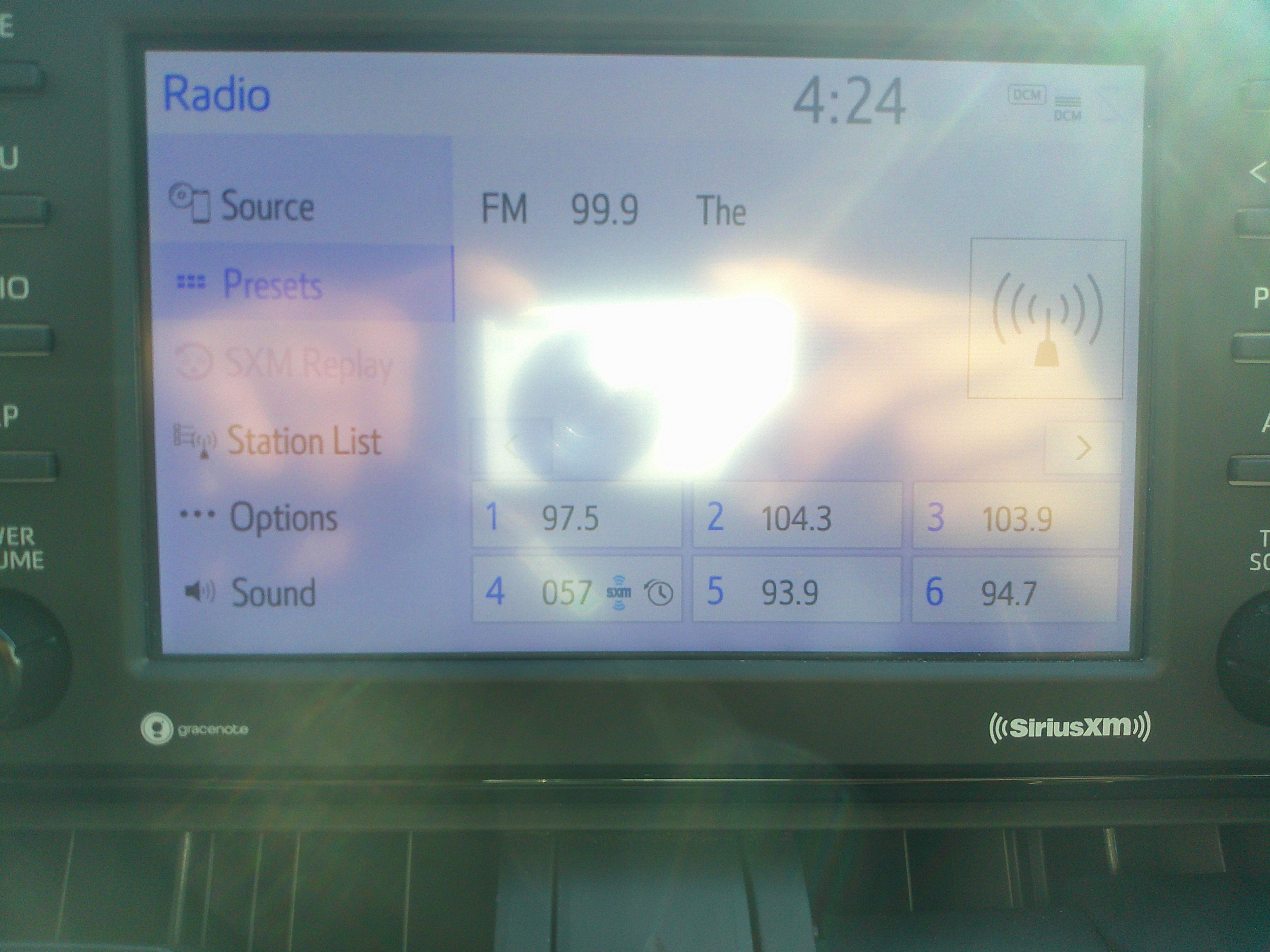 Used 2022 Toyota RAV4 XLE image 24