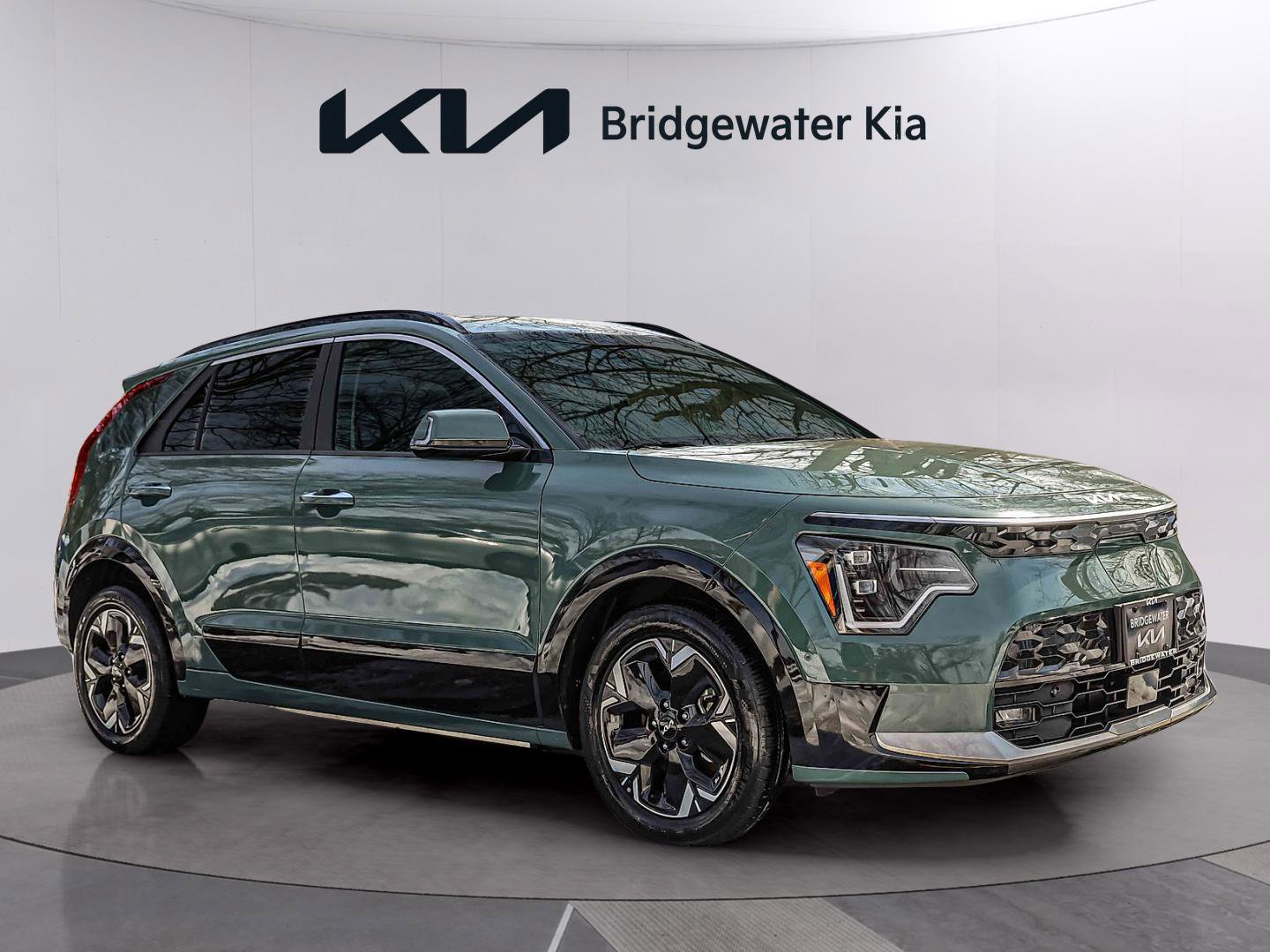 Certified 2024 Kia Niro Wave image 1