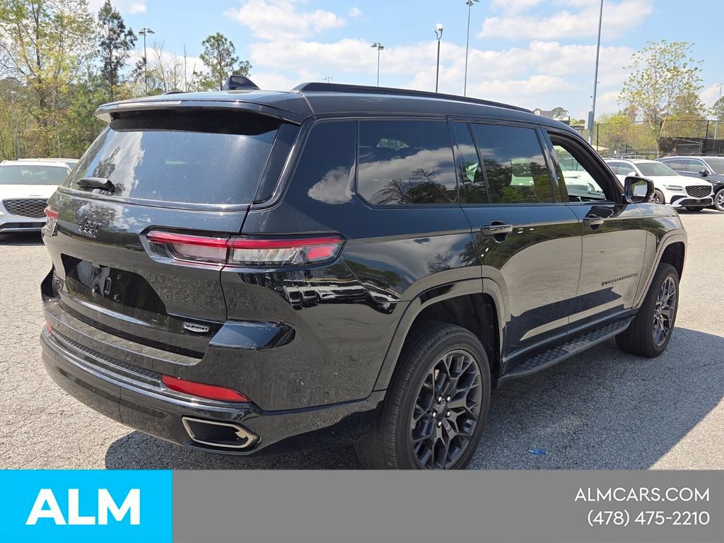 Used 2024 Jeep Grand Cherokee L Summit AWD/4WD image 17