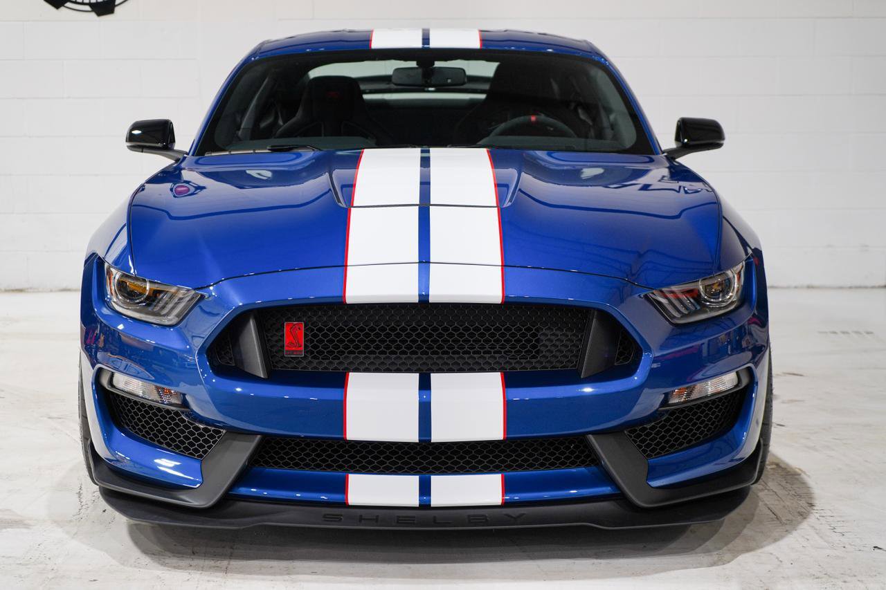 Used 2018 Ford Mustang Shelby GT350R w/ GT350R Equipment Group 920A RWD image 5