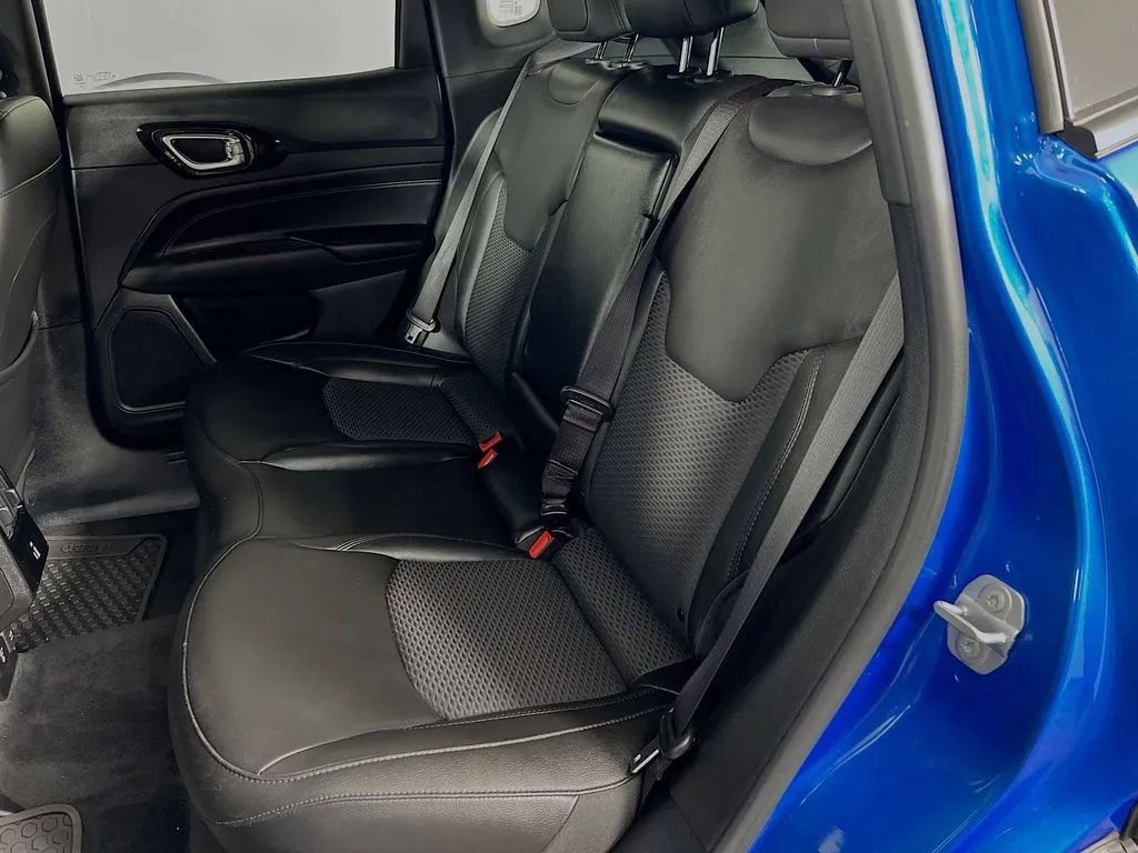 Used 2022 Jeep Compass Altitude w/ Convenience Group image 24