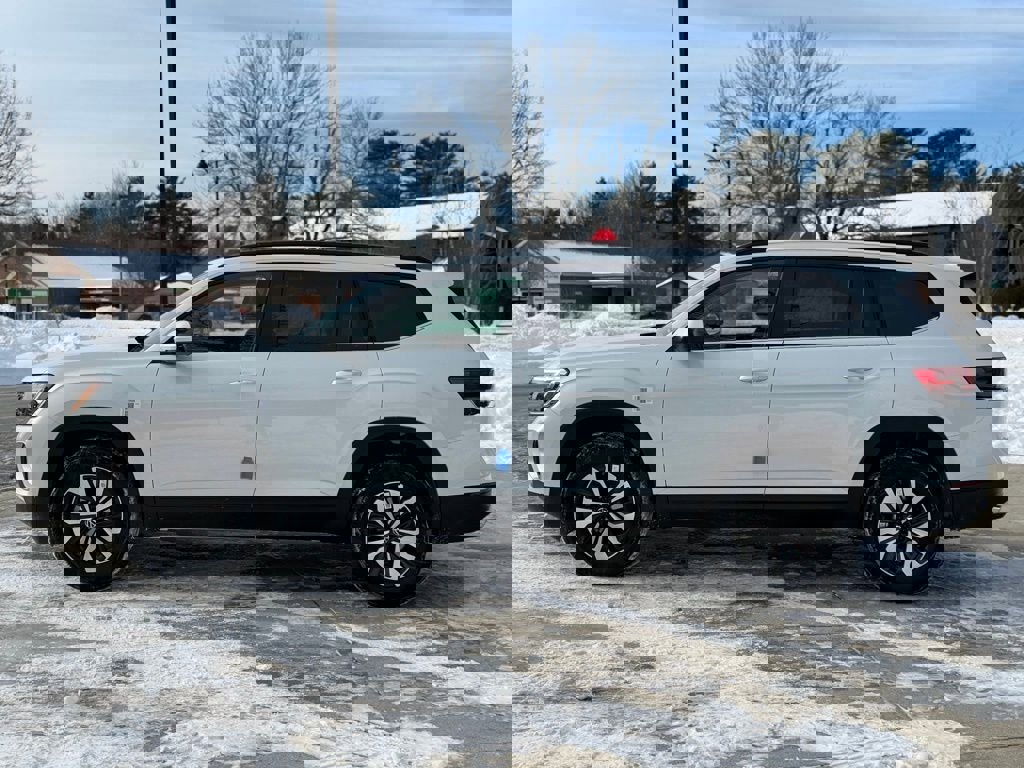 New 2026 Volkswagen Atlas SE image 15