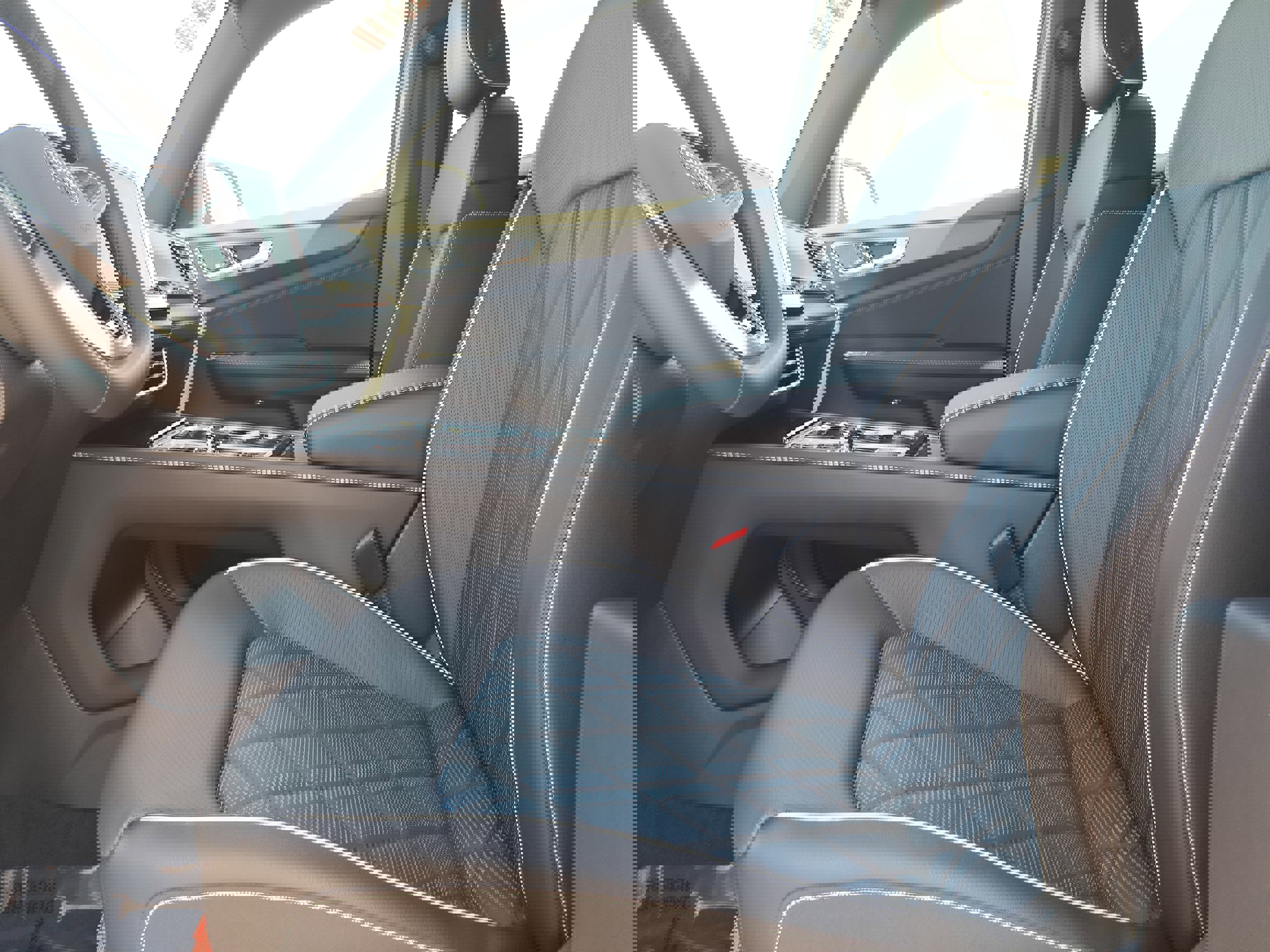 New 2026 Volkswagen Atlas Cross Sport SEL Premium R-Line image 16