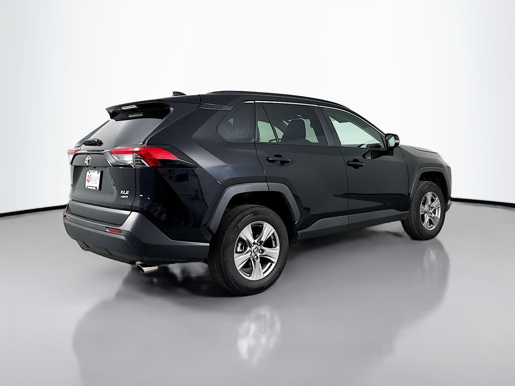 Certified 2025 Toyota RAV4 XLE AWD/4WD image 7