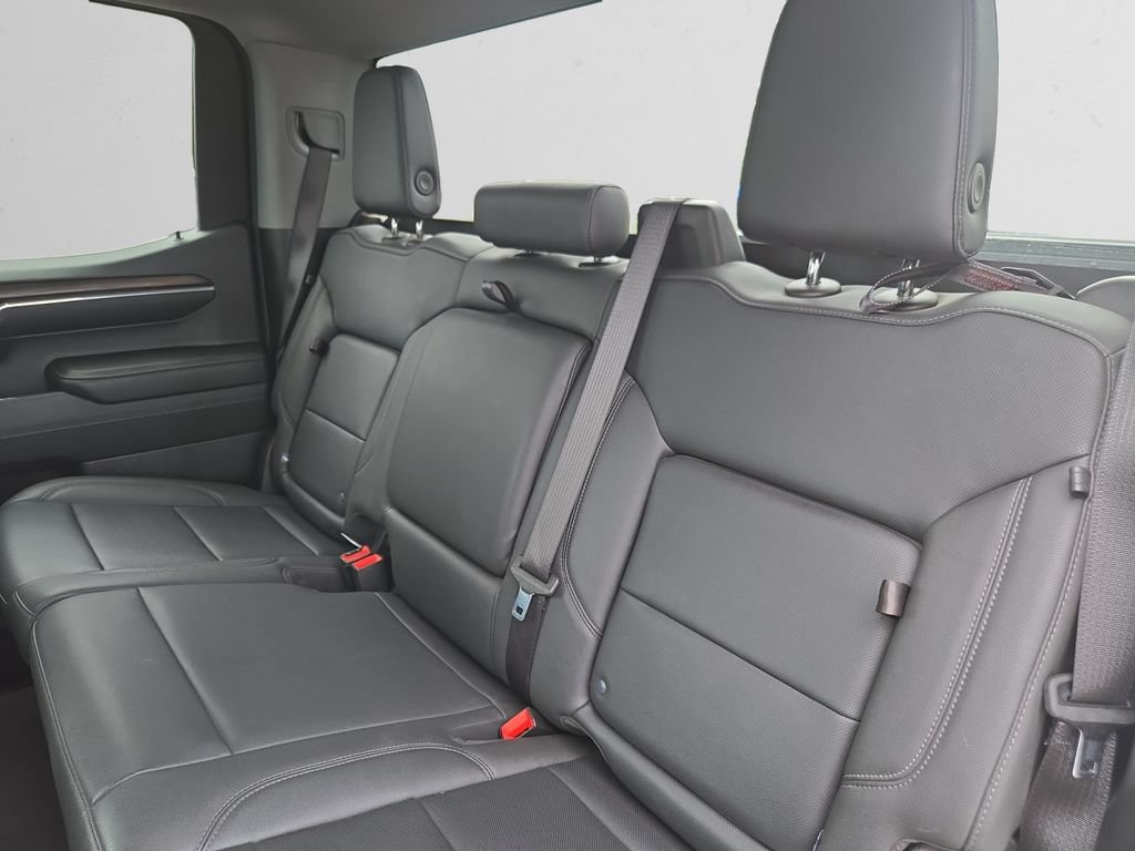 Used 2024 GMC Sierra 1500 SLT AWD/4WD image 14