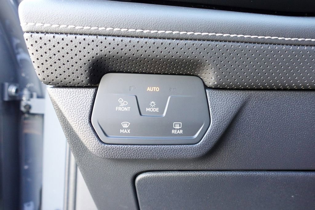 New 2026 Volkswagen Atlas SE image 17