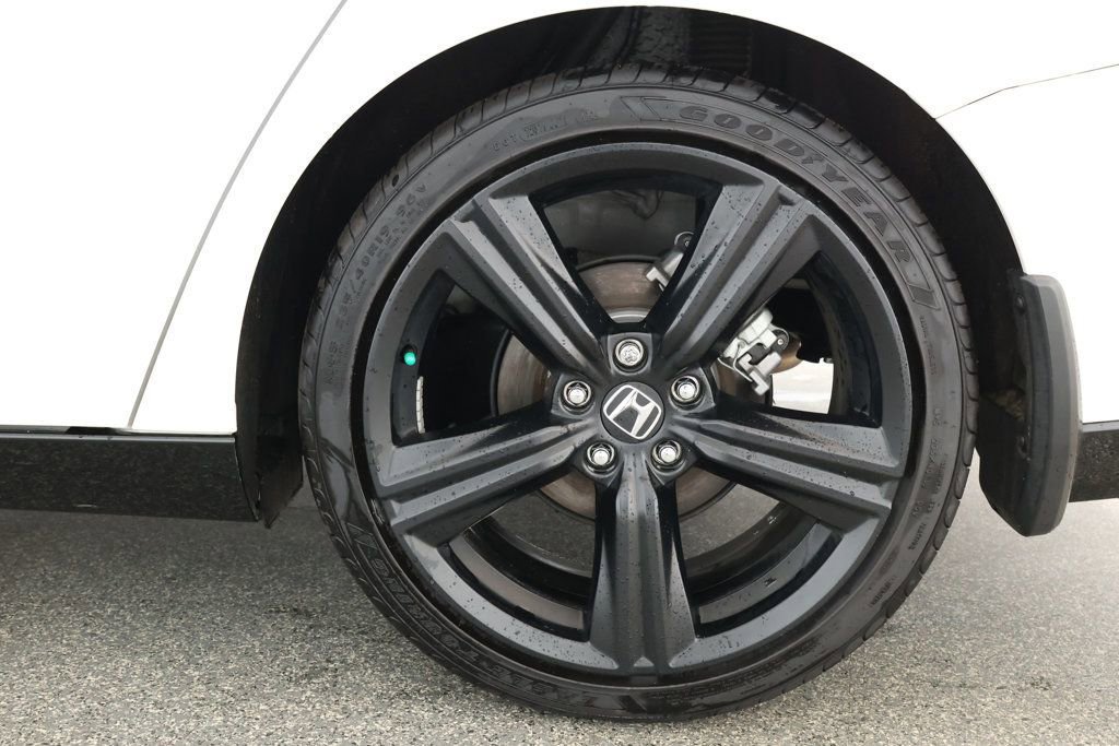 Used 2025 Honda Accord Sport image 7