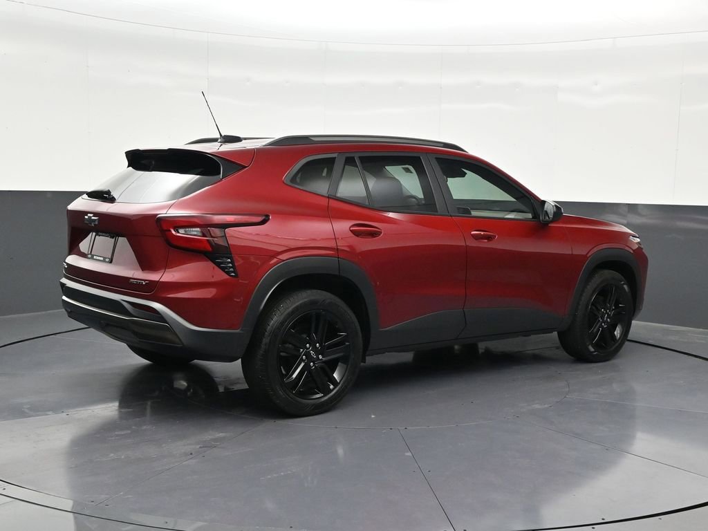 Used 2024 Chevrolet Trax ACTIV FWD image 5