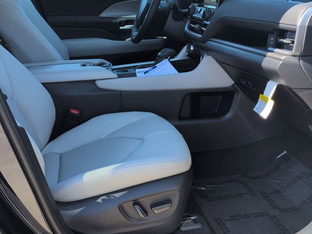 New 2026 Toyota Grand Highlander XLE image 27