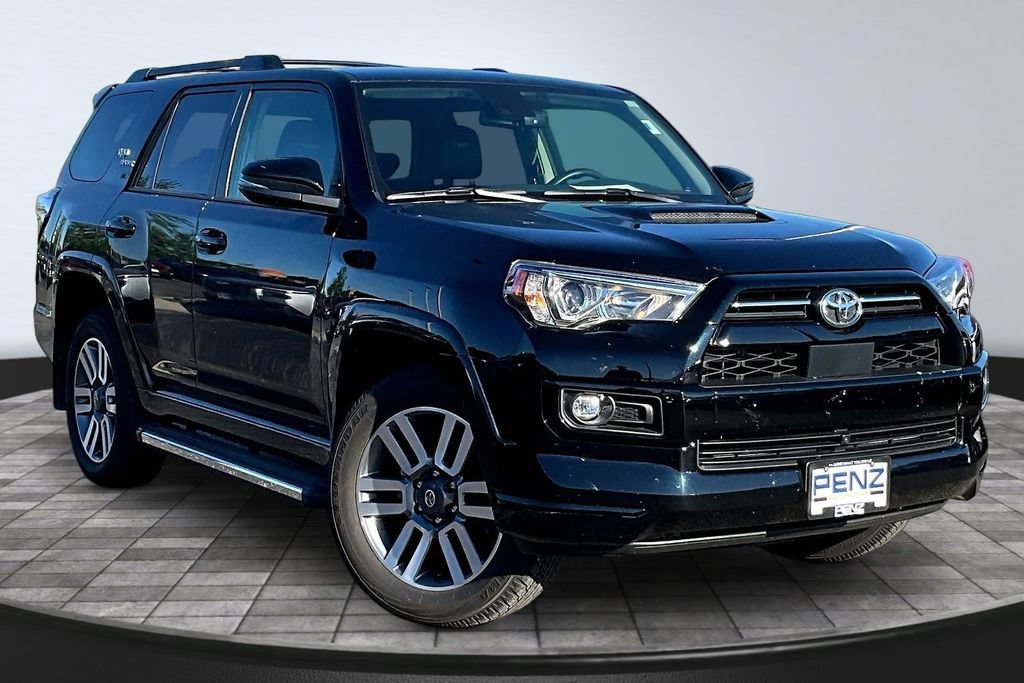 Used 2024 Toyota 4Runner TRD Sport w/ Technology Package AWD/4WD image 3
