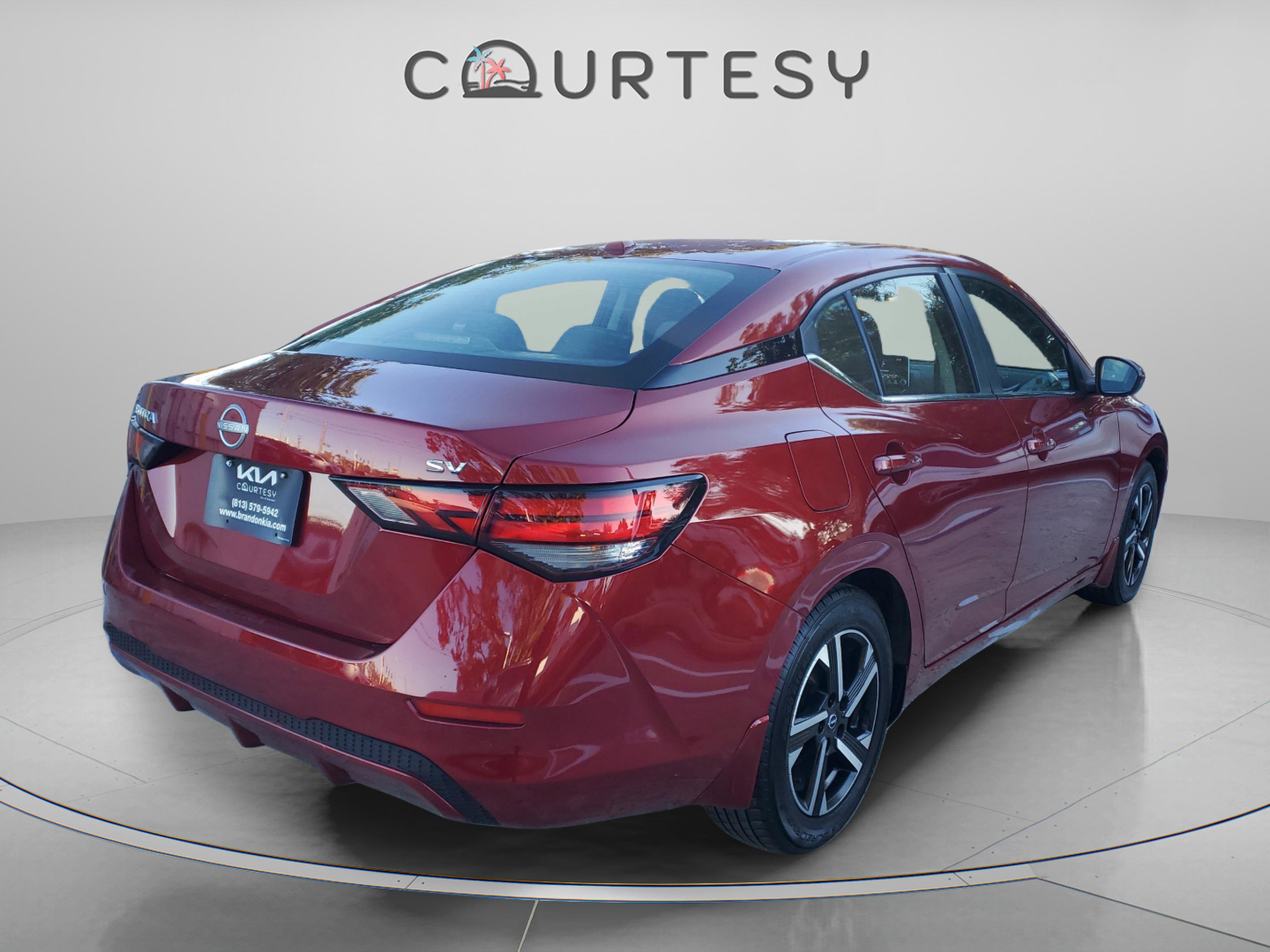 Used 2024 Nissan Sentra SV w/ Trunk Package image 5