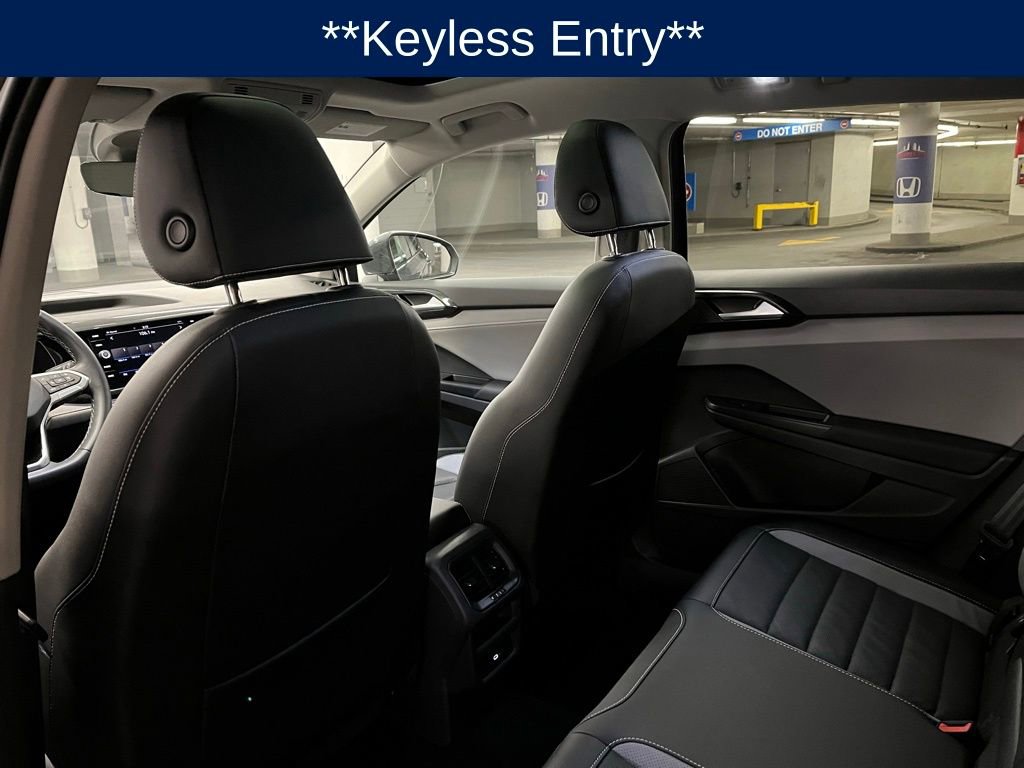 Used 2023 Volkswagen Taos SEL image 21