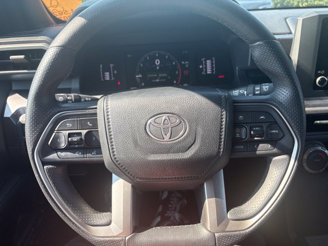 Used 2026 Toyota 4Runner SR5 AWD/4WD image 16