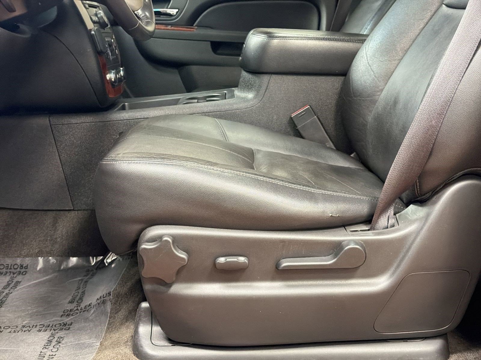 Used 2012 Chevrolet Tahoe LT image 14