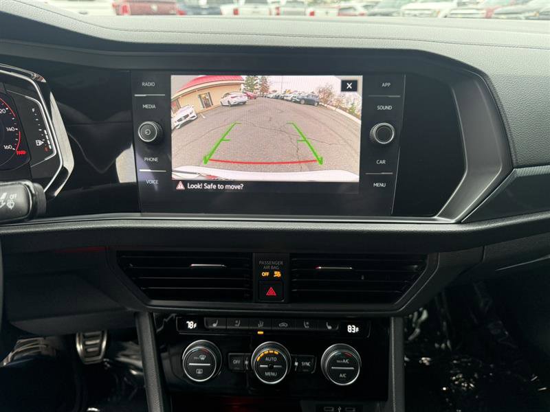 Used 2021 Volkswagen Jetta GLI Autobahn image 37