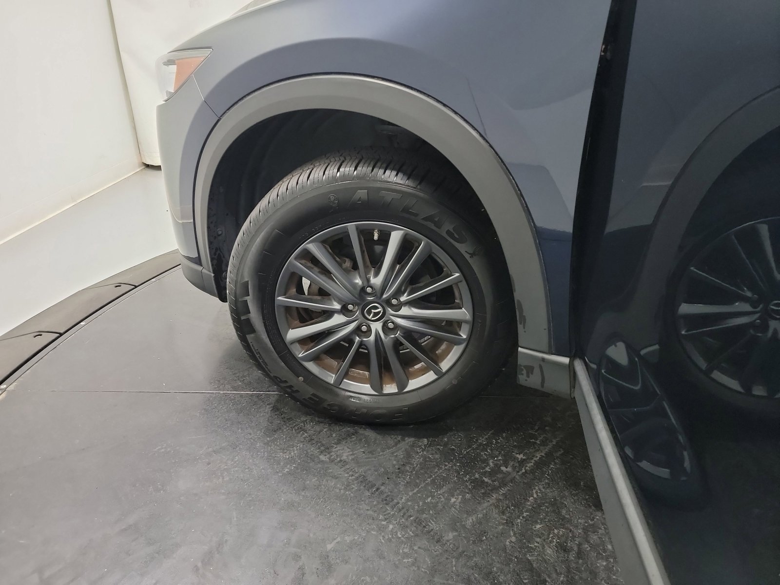 Used 2020 MAZDA CX-5 Touring image 30