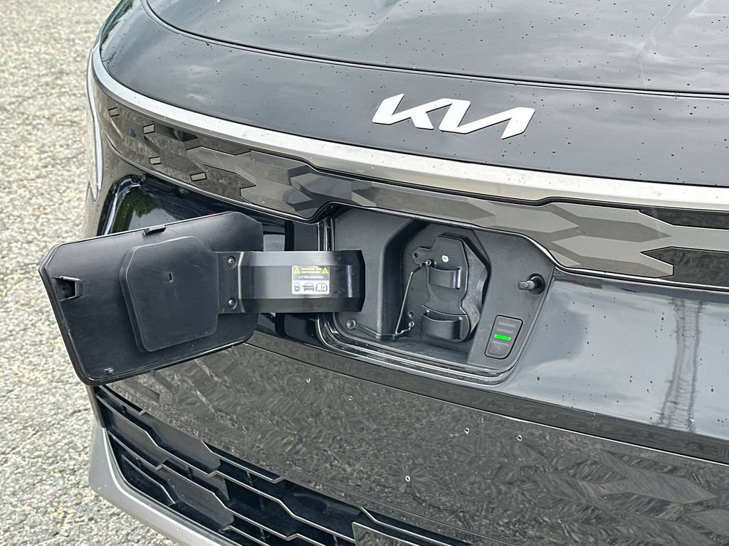 Certified 2023 Kia Niro Wind w/ Wind Preserve Package FWD image 12