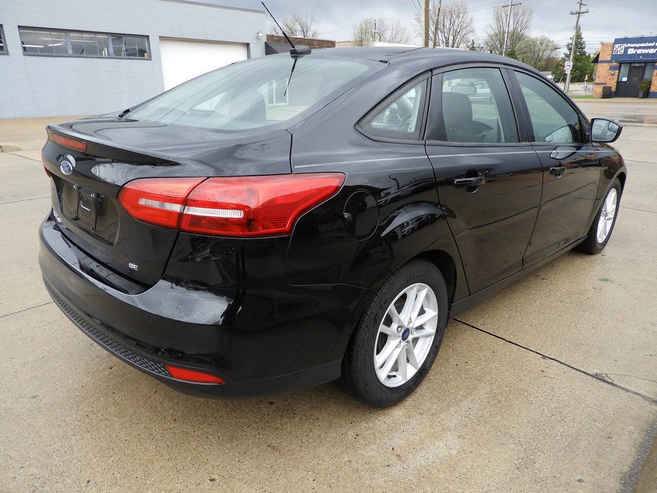 Used 2018 Ford Focus SE image 8