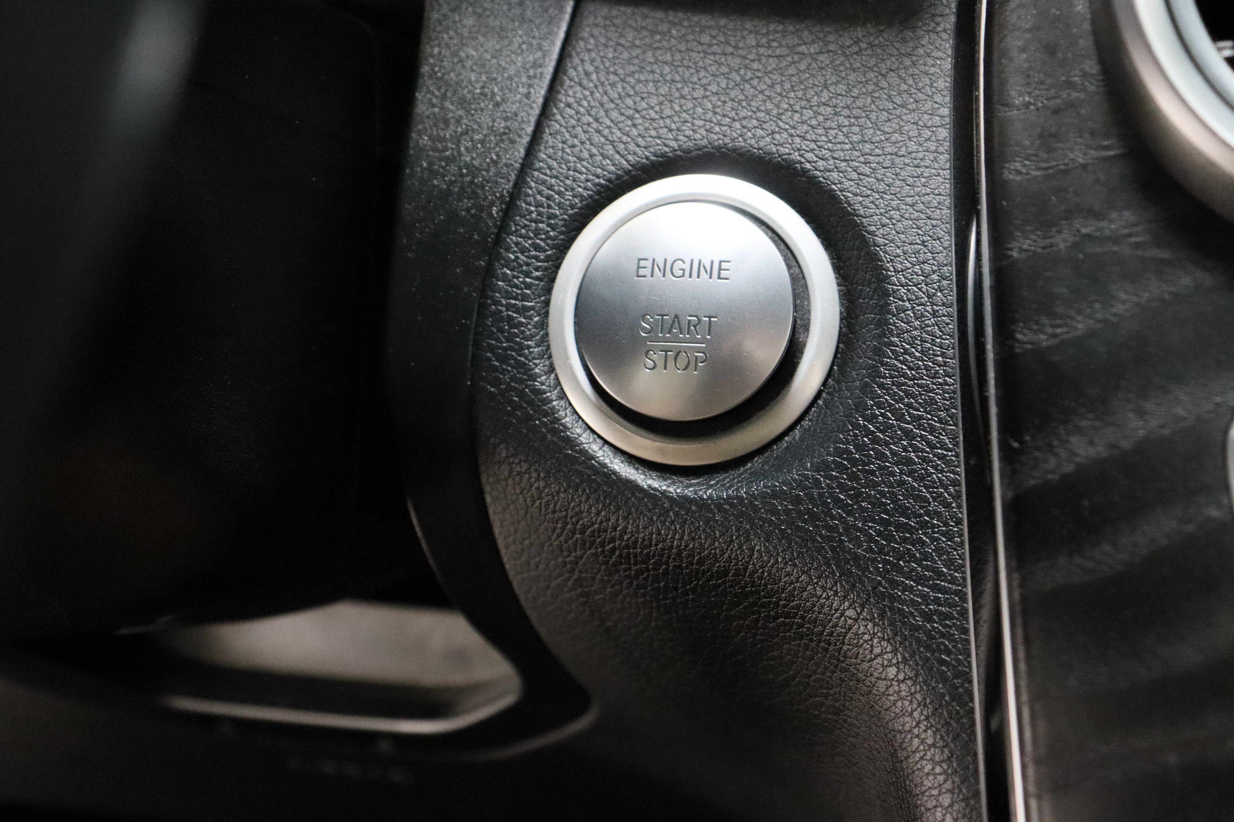 Used 2018 Mercedes-Benz GLC 300 image 18