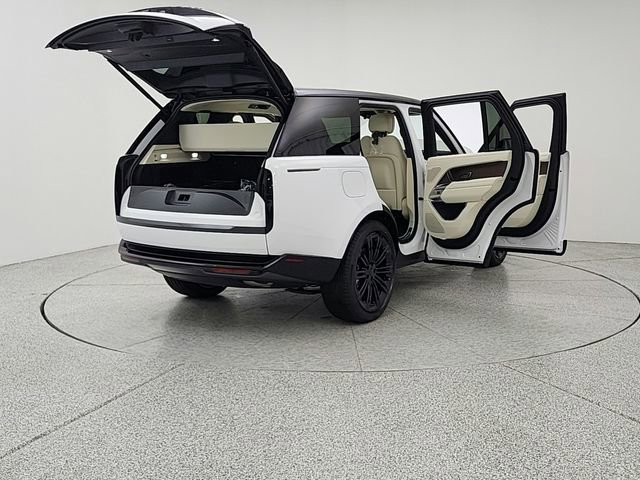 New 2026 Land Rover Range Rover SE AWD/4WD image 11
