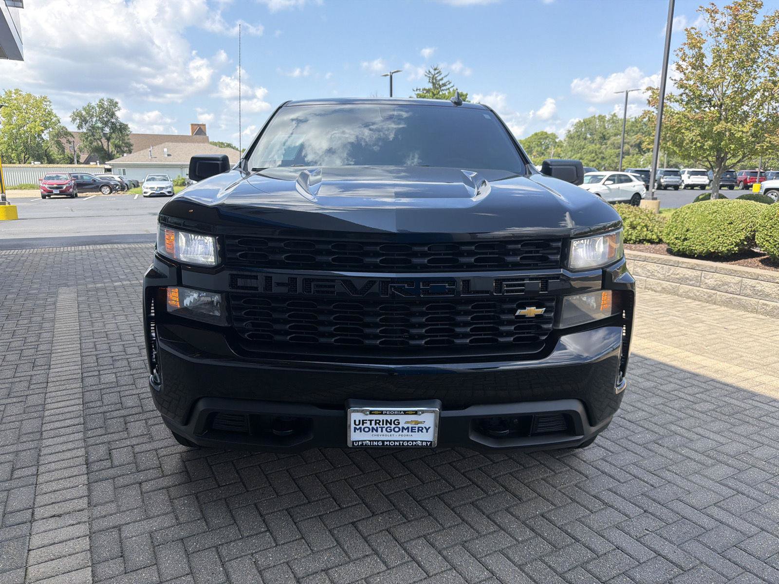 Used 2020 Chevrolet Silverado 1500 Custom w/ Custom Value Package RWD image 8