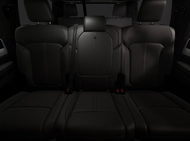 New 2026 Jeep Grand Wagoneer Limited w/ 8-Passenger Seating Package AWD/4WD image 3