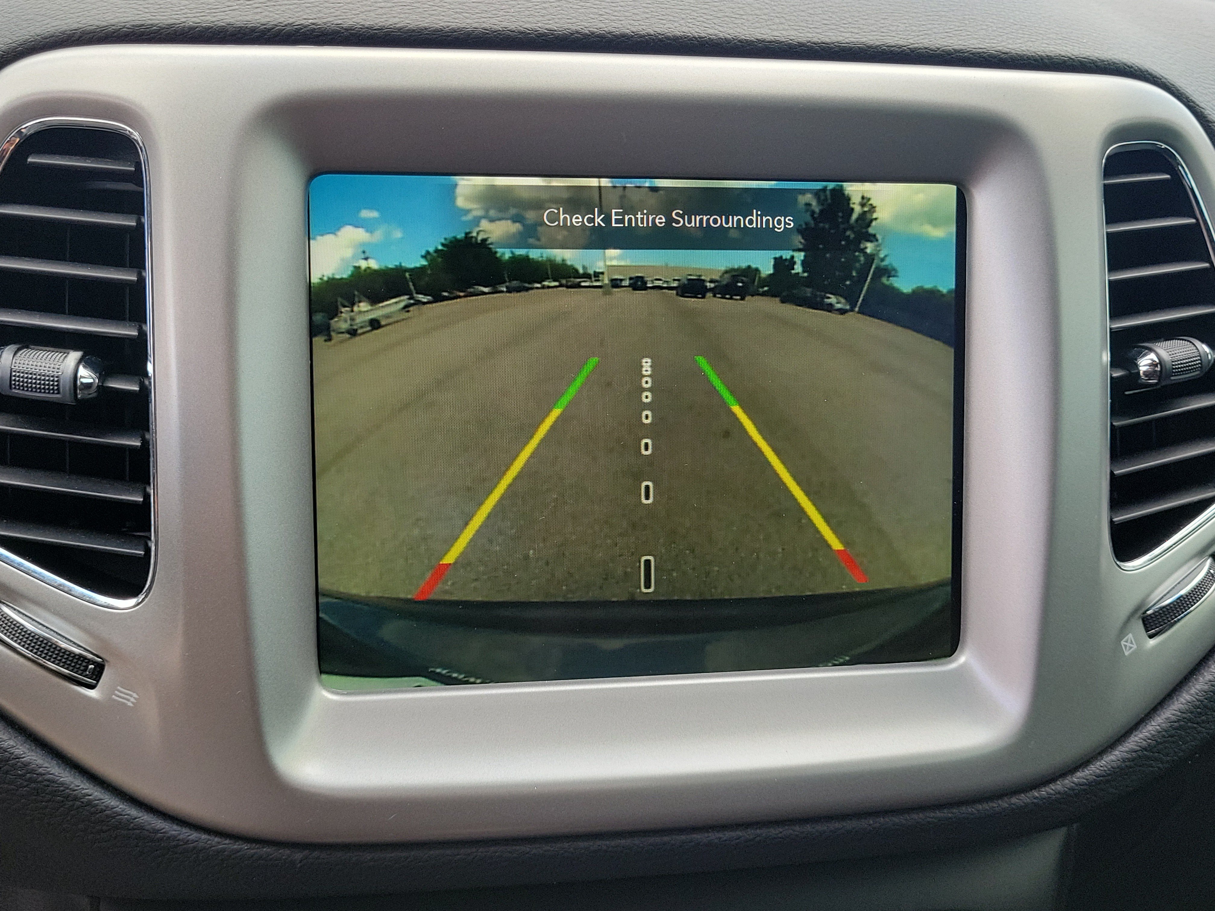 Used 2021 Jeep Compass Latitude FWD image 24